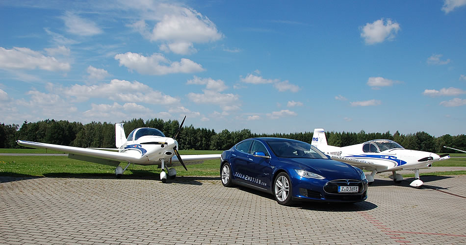 Tesla fahren und abheben Tesla fahren und abheben